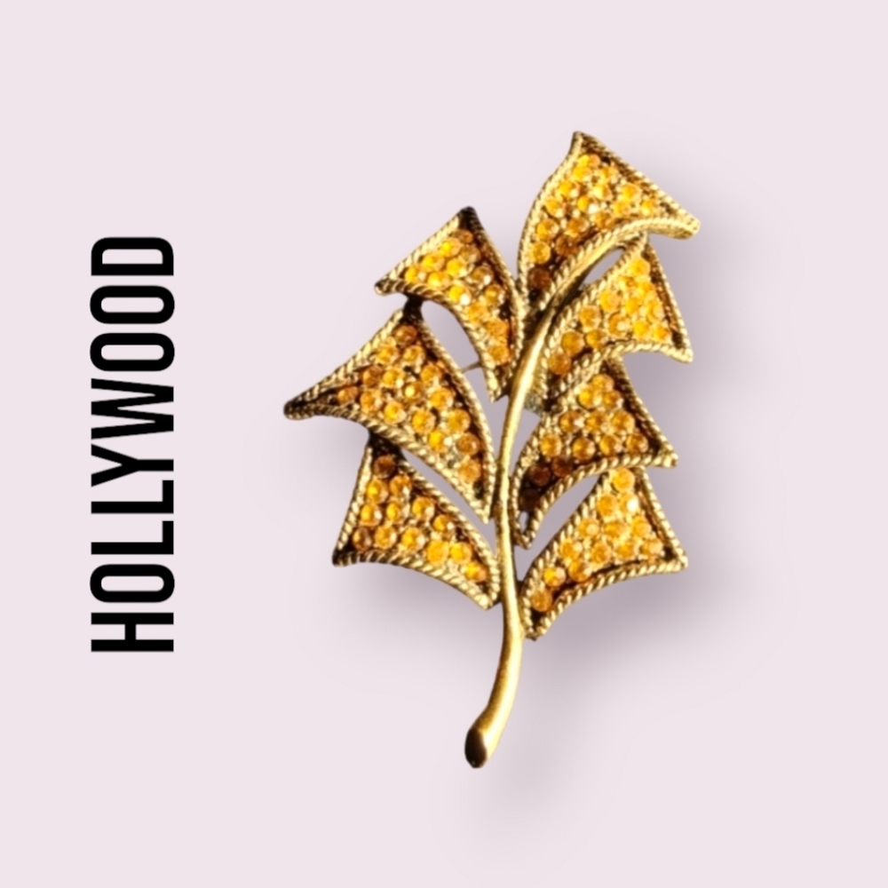 ✨ Hollywood | Gold Tone Leaf Brooch